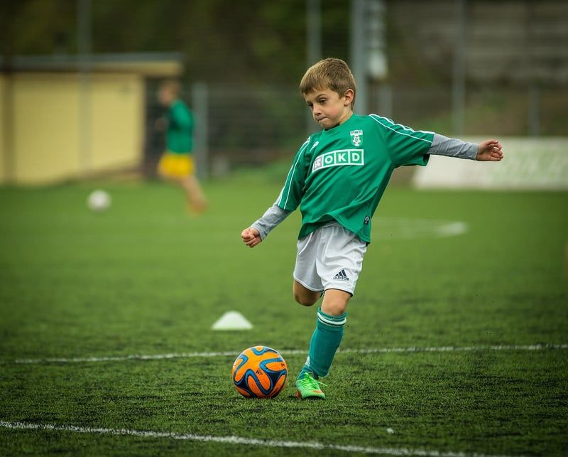 Exemple lettre de motivation football : le modèle gagnant pour 2026